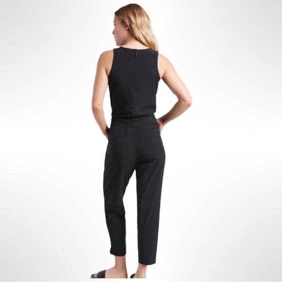 Athleta Black Brooklyn Jumpsuit Sleeveless 
Cropped Athleisure Size 10 Tall EUC - Picture 2 of 10